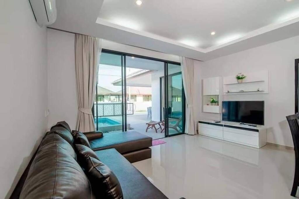 E Villa , Private Pool Villa For Your Family Hua Hin Esterno foto